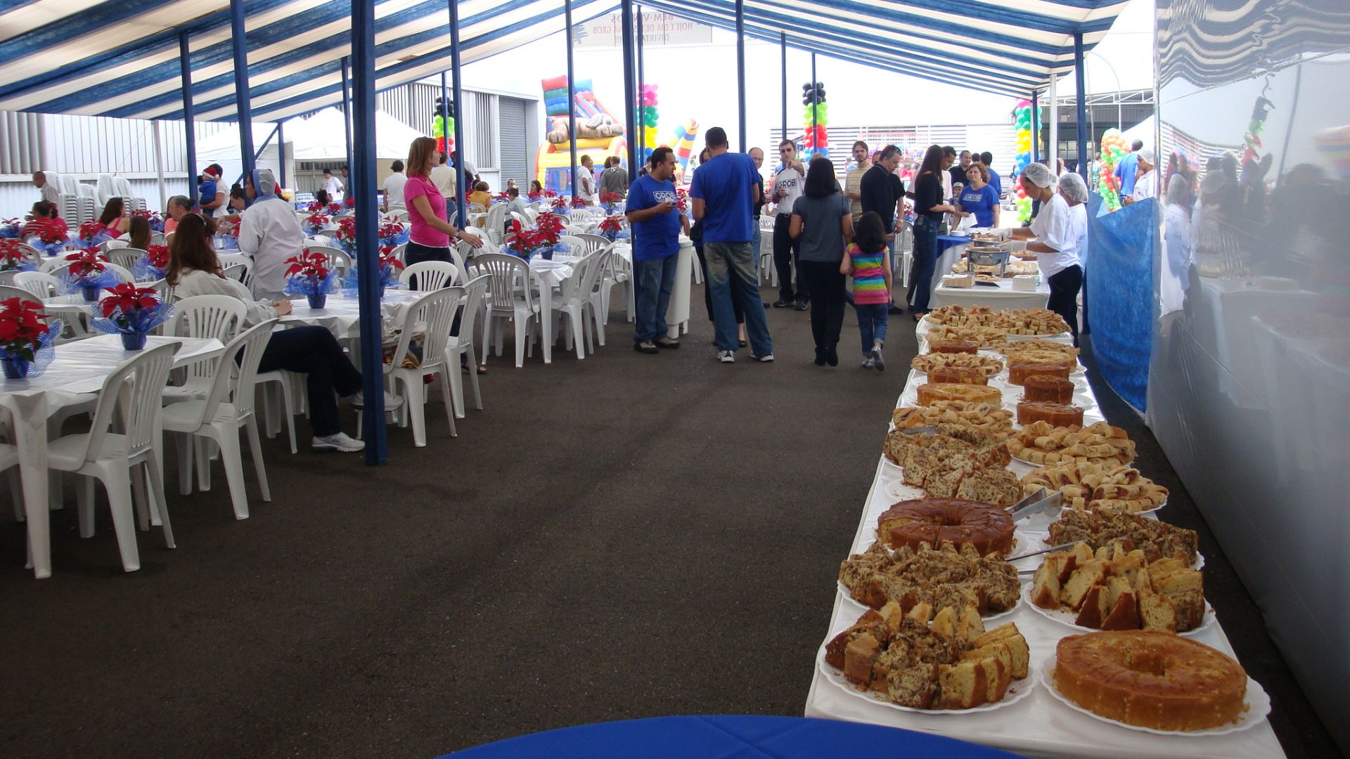 Logo Eventhus Produções